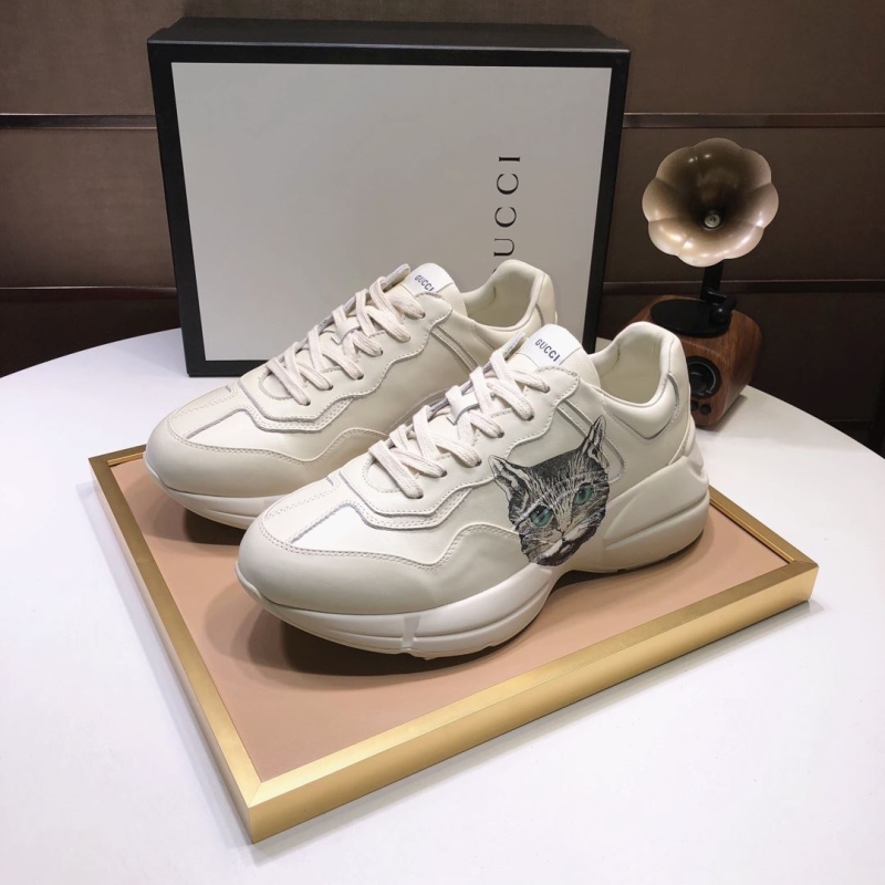 G*u*i casual shoes